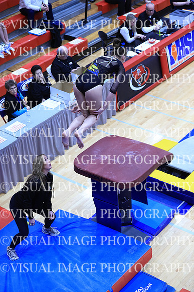 ILGYM26_VAULT_P0011
