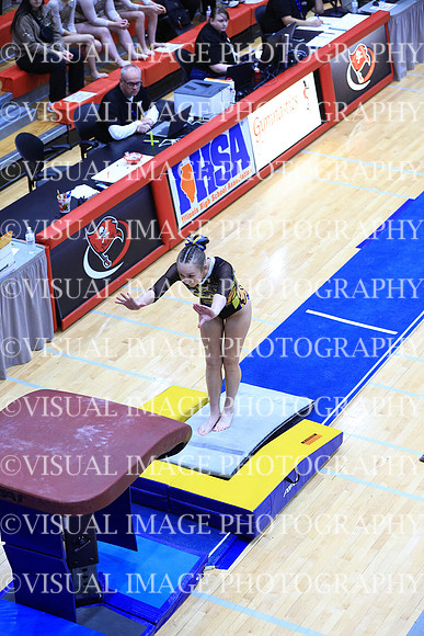 ILGYM26_VAULT_P0025