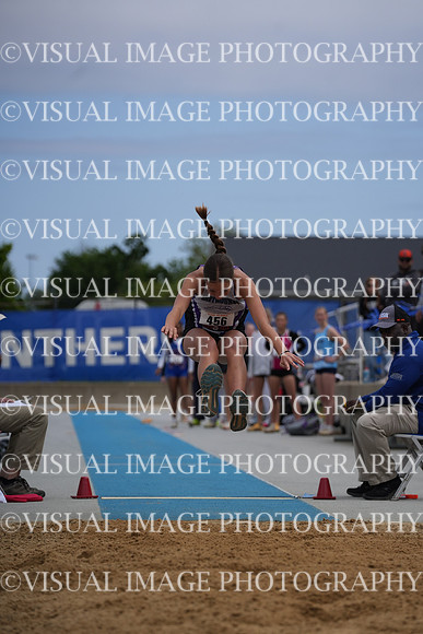 ILTKG26_LJUMP_P10006