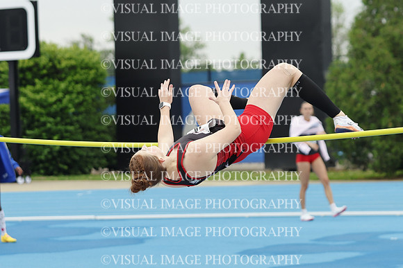 ILTKG26_HJUMP_F10035