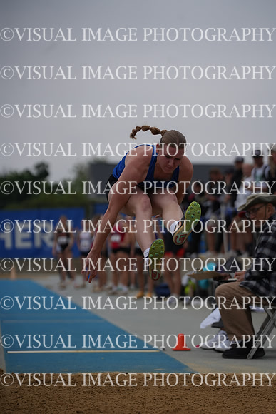 ILTKG26_LJUMP_F10010