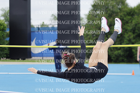 ILTKG26_HJUMP_F30012