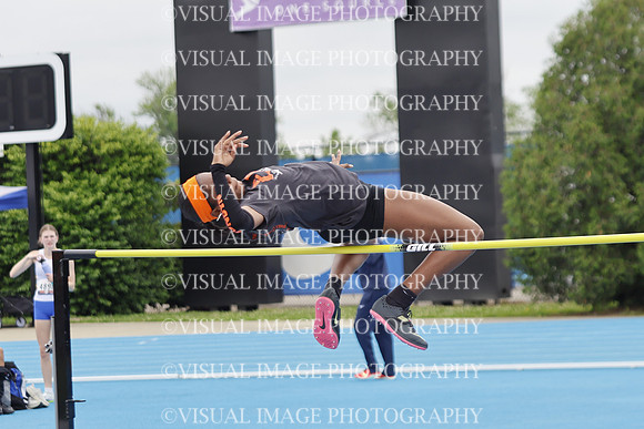 ILTKG26_HJUMP_F30018