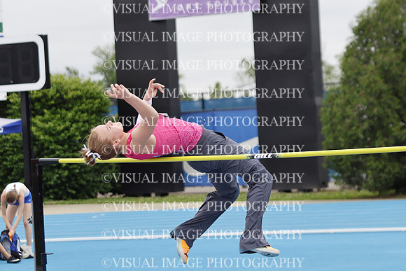 ILTKG26_HJUMP_F30024