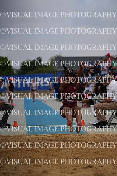 ILTKG26_LJUMP_F30030