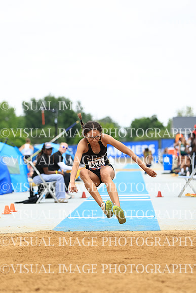 ILTKG26_TJUMP_F30079