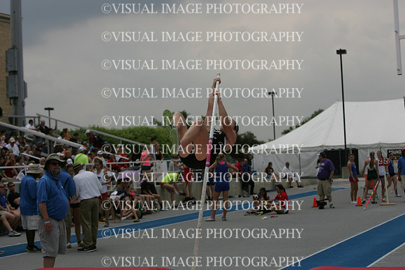 ILTKG13_POLE_F2099