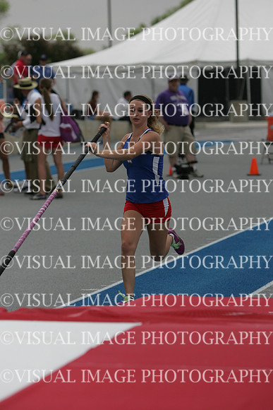 ILTKG13_POLE_F2074