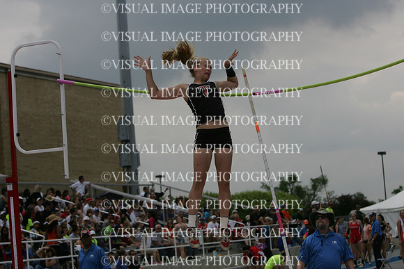 ILTKG13_POLE_F2132