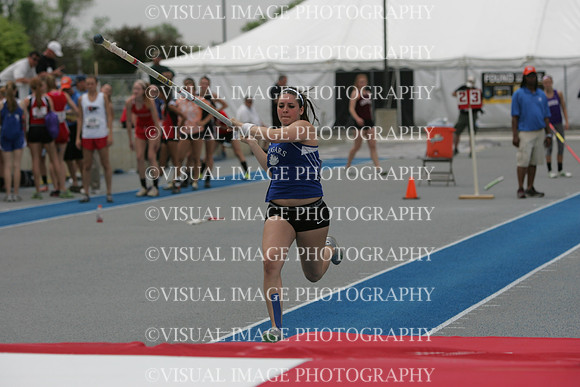 ILTKG13_POLE_F2104