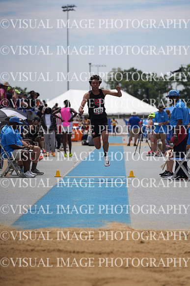 ILTK26_TJUMP_F30024