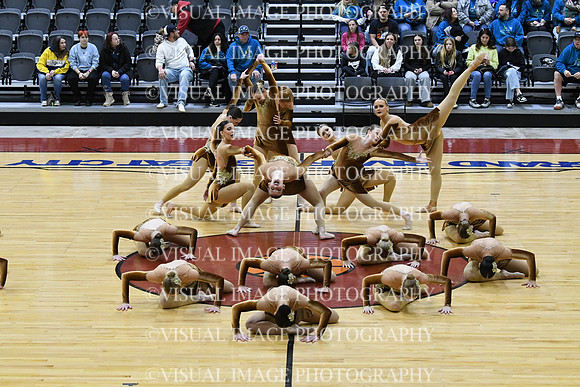 100_UW_La_Crosse_YP_385