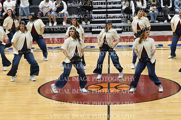 258_UW_Oshkosh_YP_5703
