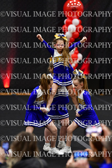 27NewBerlinWest_JEM_CHEER_1865_20260110