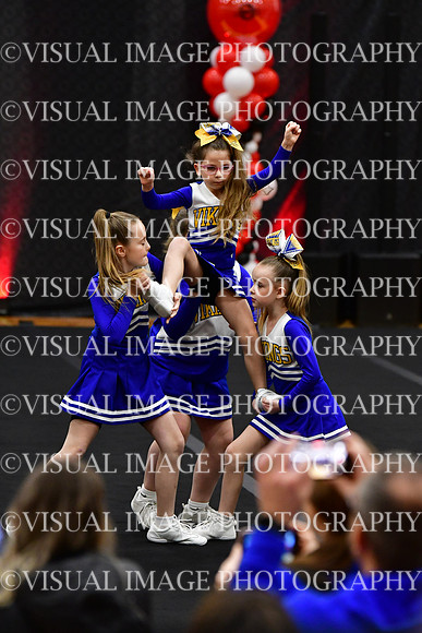 27NewBerlinWest_JEM_CHEER_1866_20260110
