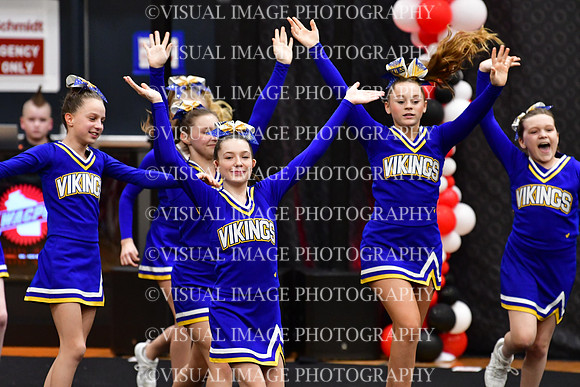 86NewBerlinWest_JEM_CHEER_19013_20260110