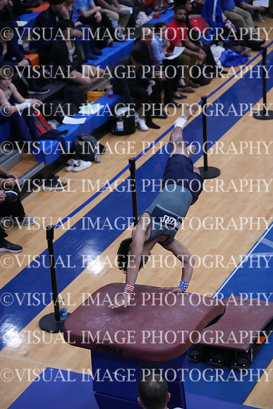 ILGYM23_VAULT_P0033
