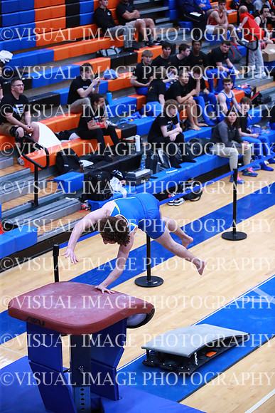 ILGYM23_VAULT_F0008