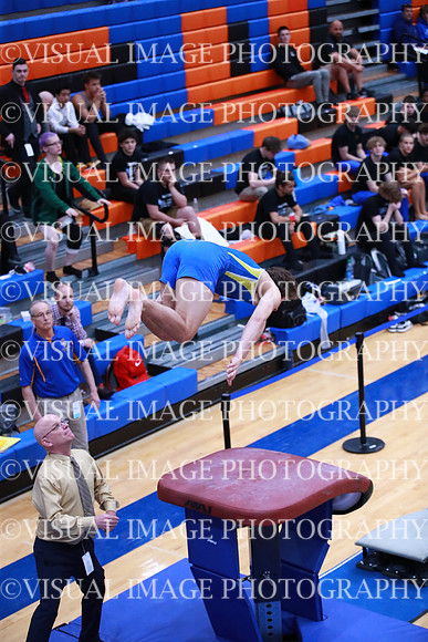 ILGYM23_VAULT_F0033