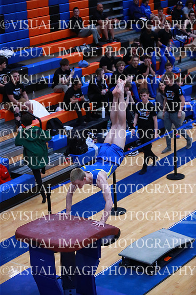 ILGYM23_VAULT_F0041