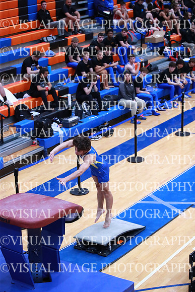 ILGYM23_VAULT_F0025