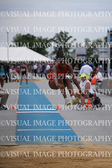 ILTKG25_TJUMP_F2035