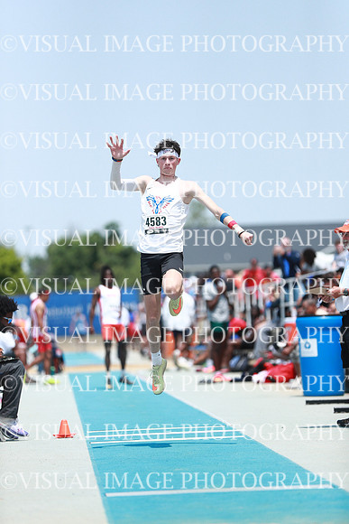 ILTK25_TJUMP_F3046