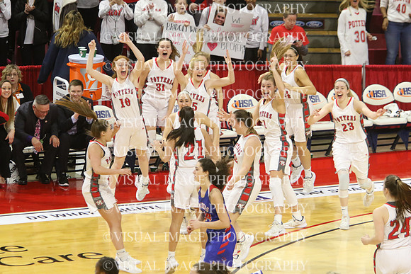 IHSA19_BKG_F310976