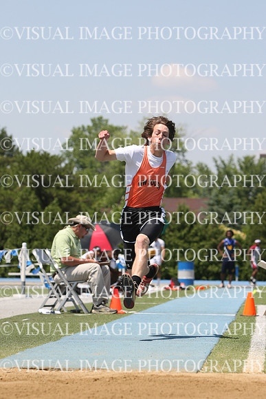 ILTK10_TJUMP_F3058
