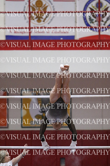 ILGYMG20_BARS_F013