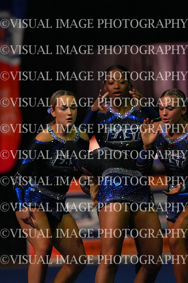 ILCHEER_25_L100033