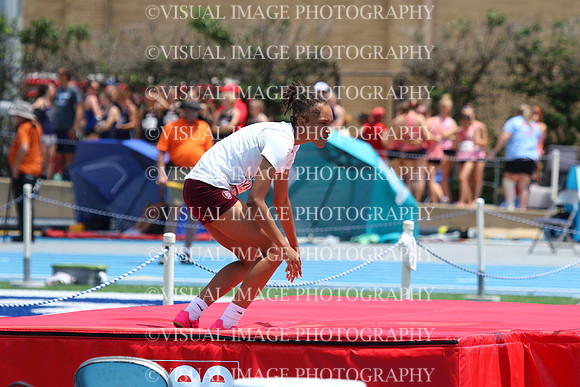 ILTKG24_HJUMP_F30023