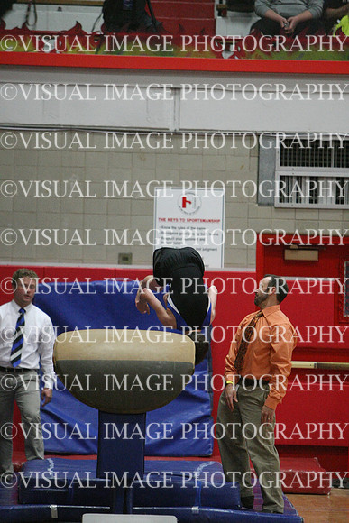 ILGYM14_VAULT_I0021