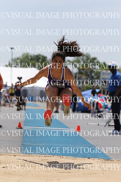 ILTKG19_TJUMP_F30046