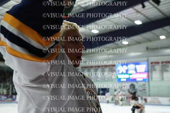 WIHKY_25_F20036