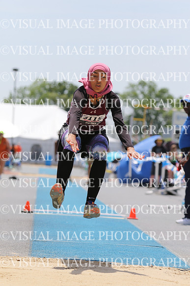 ILTKG19_TJUMP_F30015