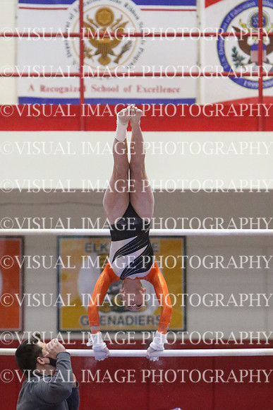 ILGYMG22_BARS_F020