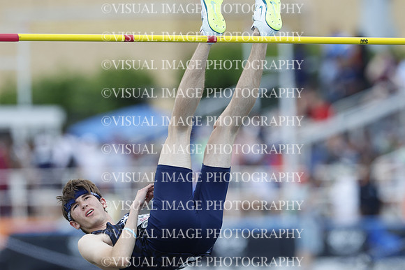 ILTK25_HJUMP_F30027