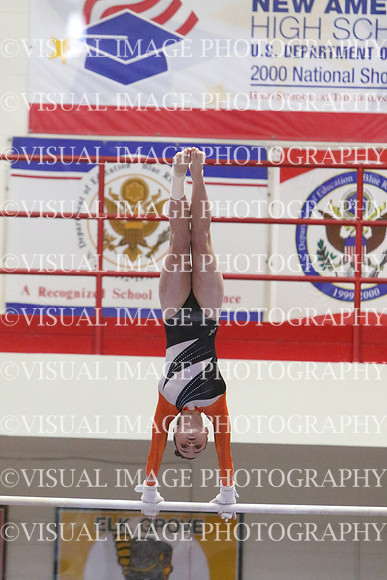 ILGYMG22_BARS_F025